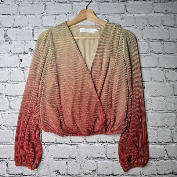 Astr the Label Pleated Long Sleeve Surplice Top Raspberry Ombre Size Medium - Picture 1 of 10